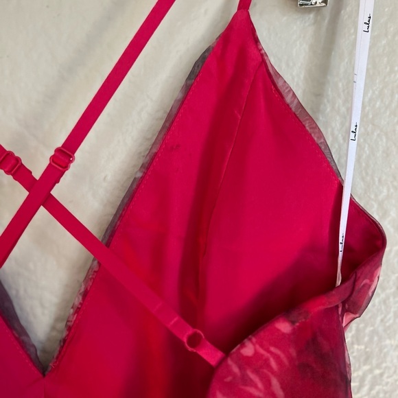 NWOT Lulus Romance That Wows Magenta Floral Print Organza Maxi Dress - Picture 7 of 8